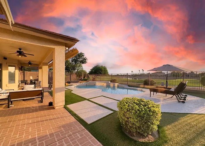 Crestview Gilbert Holiday home