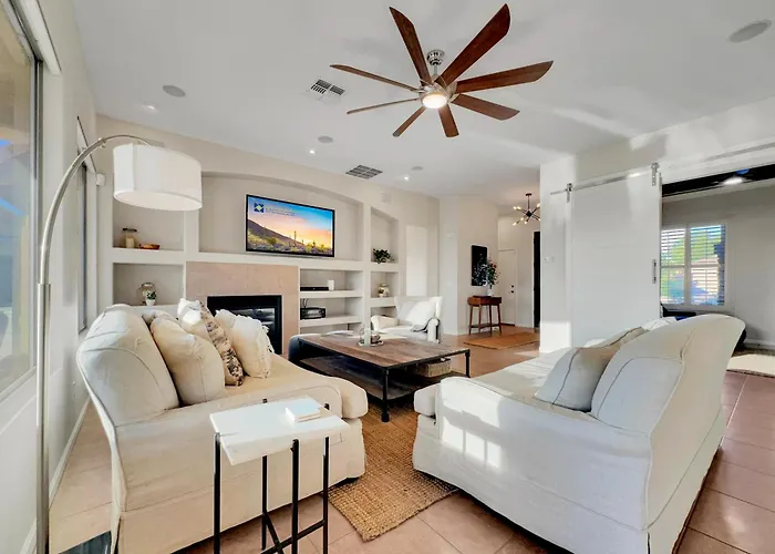 Crestview Gilbert Holiday home